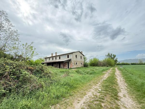Casale in Frazione Tordandrea, Assisi — foto 5 di 5