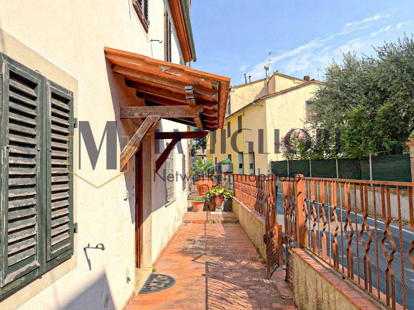 Casa indipendente in Via Giovanni Pacchini  108, Lucca — foto 5 di 5