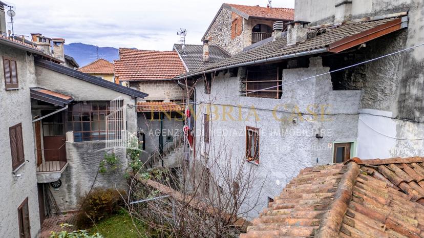 Casa indipendente, Castelveccana — foto 2 di 5