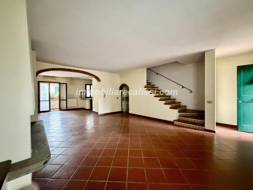 Villa a schiera in a Vittorio Emanuele II 34, Poggio a Caiano — foto 3 di 5