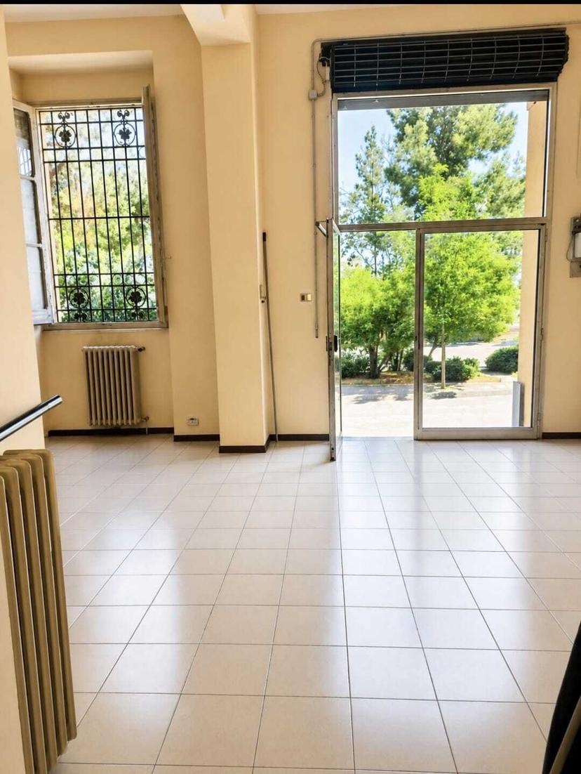Appartamento in Viale delle Rose 19, Lanciano