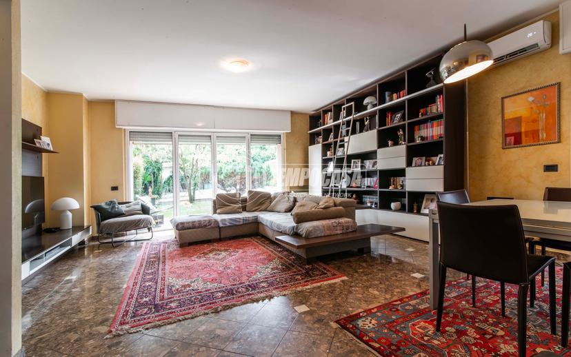 Villa a schiera, Fenegrò — foto 4 di 5