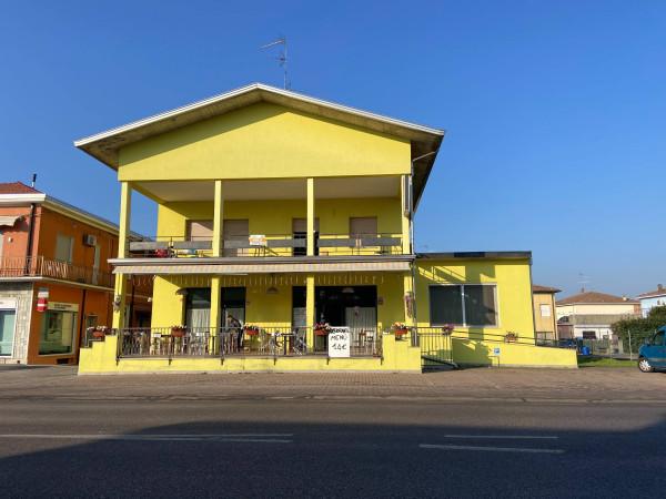 Villa in Via Provinciale Modena 8, Novi di Modena — foto 3 di 5