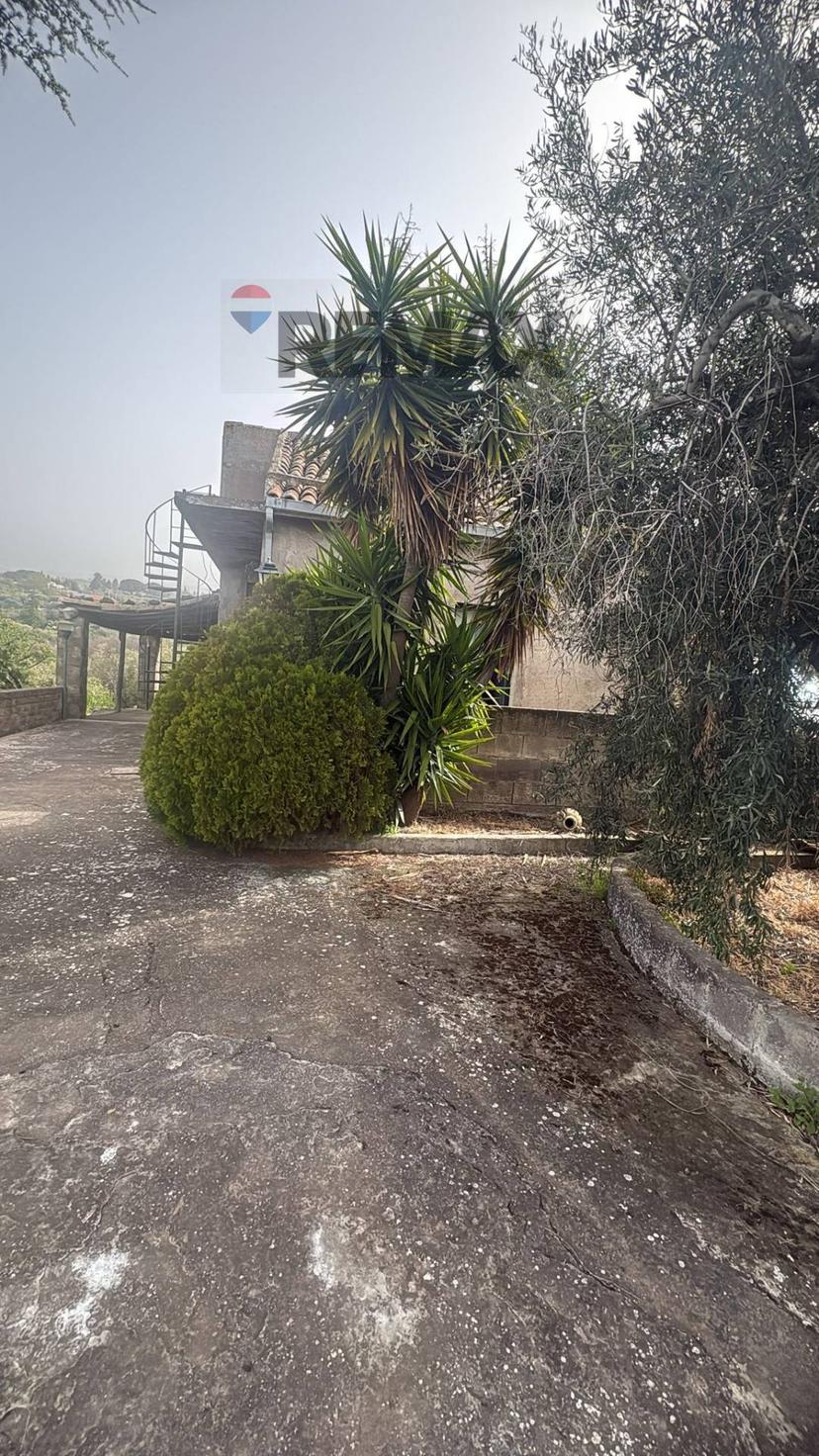 Casa indipendente in Via Cavaliere Bosco, Santa Maria di Licodia — foto 4 di 5