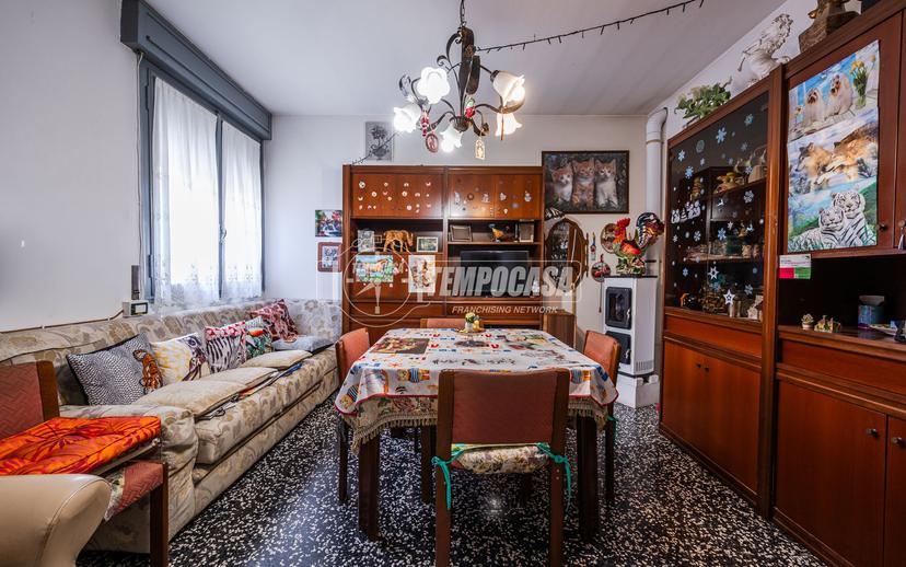 Bilocale in Viale Repubblica 26, Correggio — foto 3 di 5