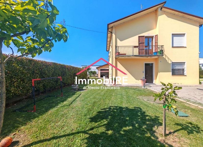 Casa indipendente, Reggio nell'Emilia