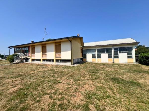 Villa in Via Oneda 23, Sesto Calende — foto 3 di 5