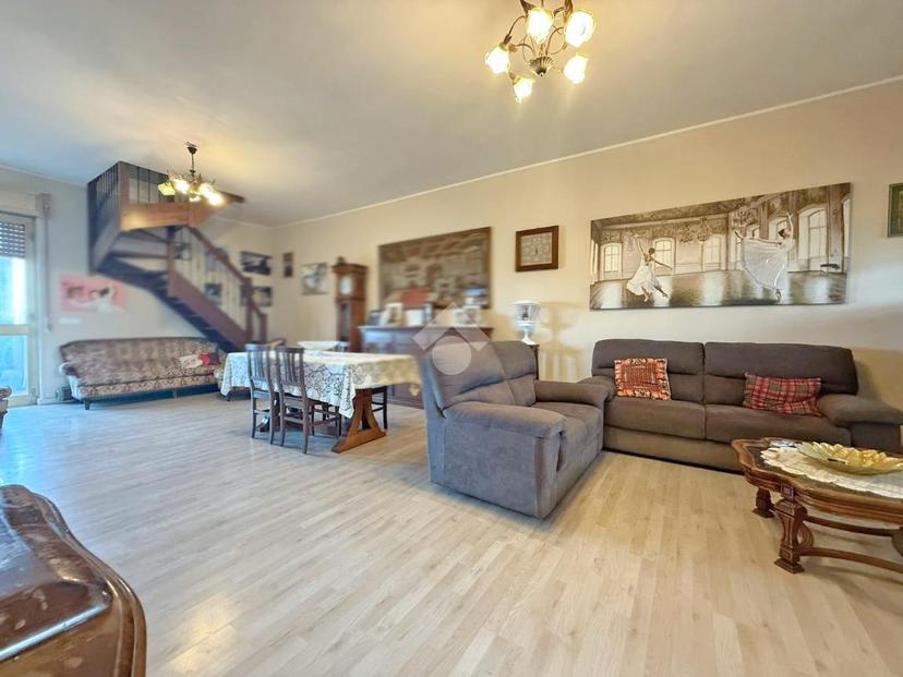 Villa in Str. del Salice Nuovo 106, Foggia — foto 3 di 5