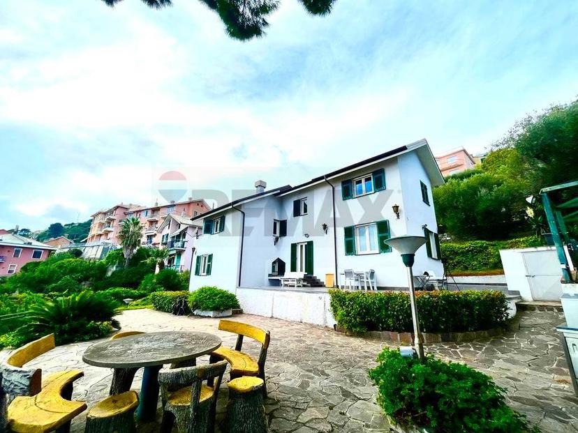 Villa in Via Nuova di Crevari 169, Genova — foto 2 di 5