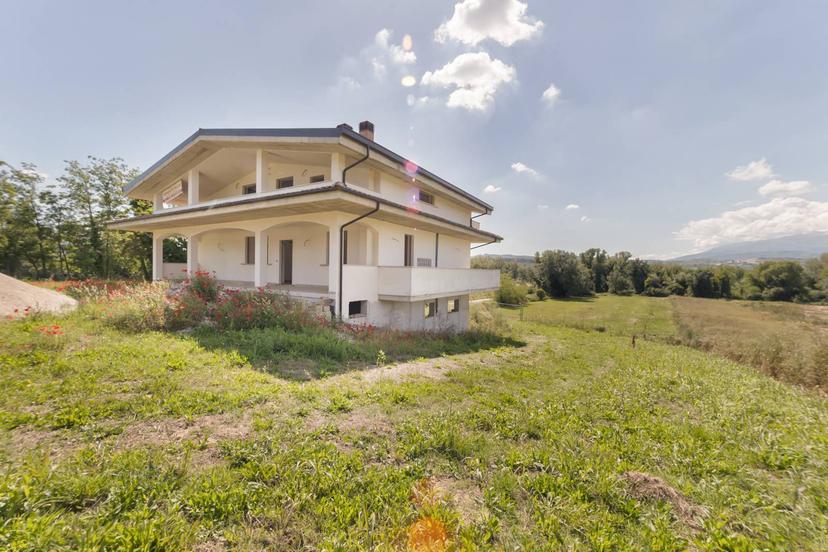 Villa in Via Sibilla Aleramo Sn, Cepagatti — foto 4 di 5