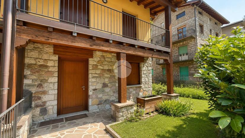 Villa a schiera in Via Cesare Battisti 14, Breno — foto 3 di 5
