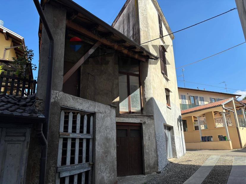 Rustico in Via Matteotti 19, Castronno — foto 3 di 5