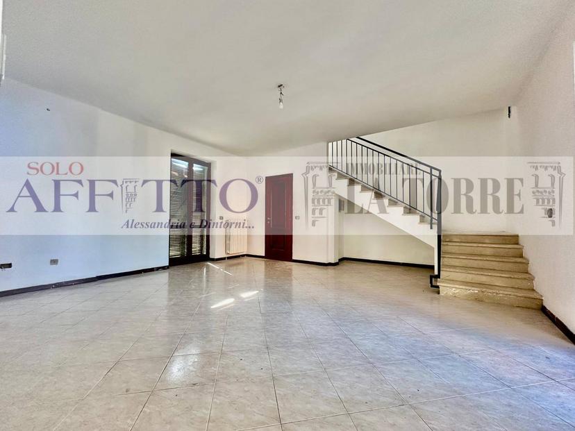 Casa indipendente in Via Tortona, Bosco Marengo — foto 4 di 5