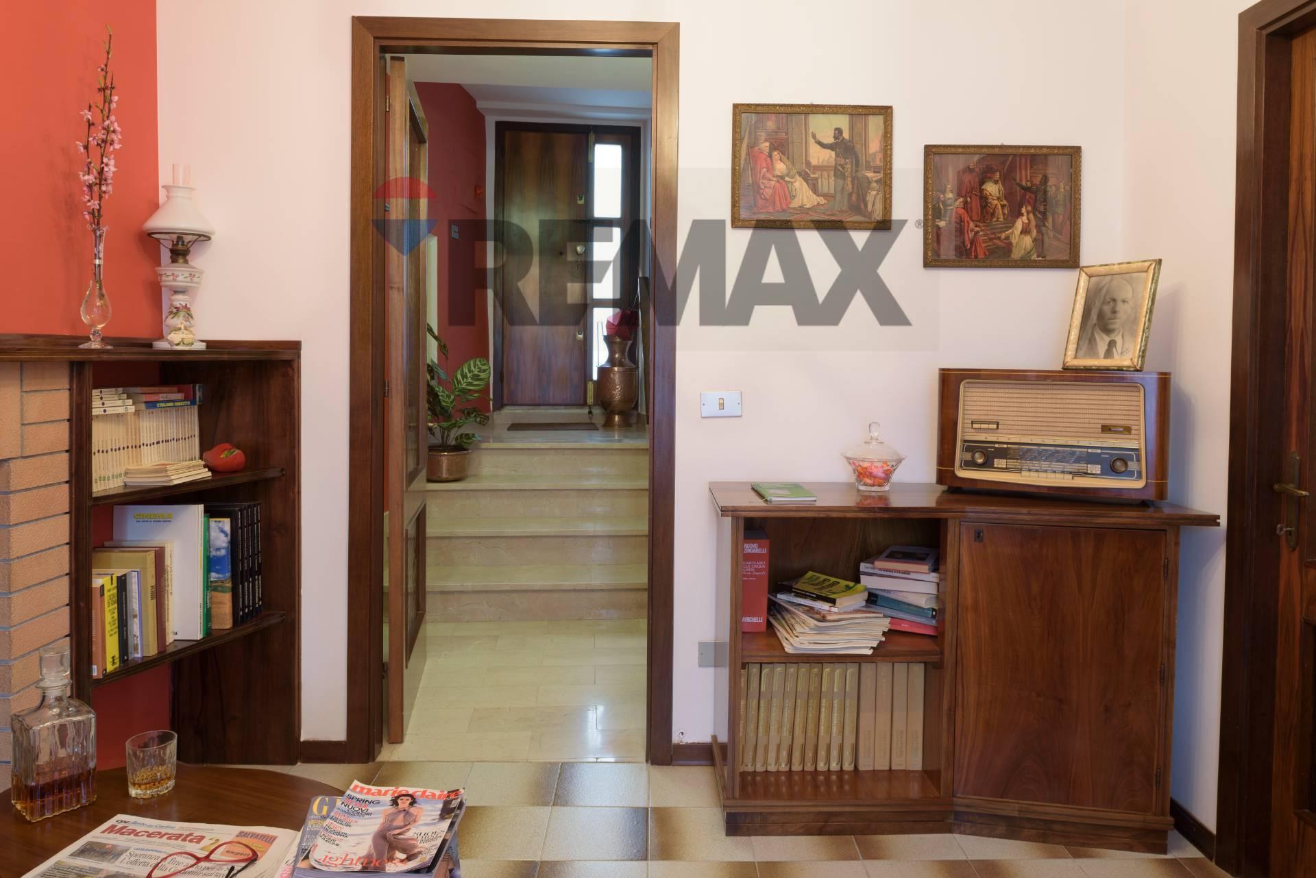 Casa indipendente, Ripe San Ginesio