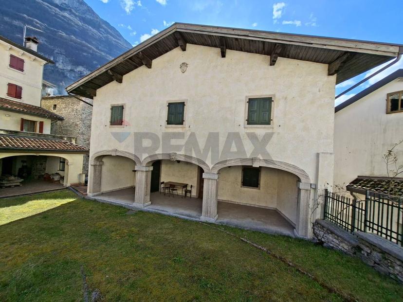 Casa indipendente in Via Giovanni Uberti 2, Longarone — foto 2 di 5