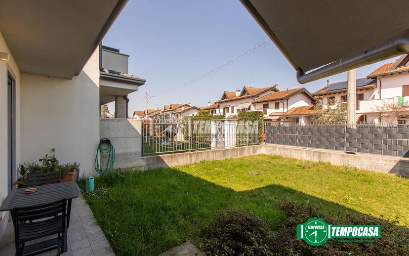 Villa, Magnago — foto 2 di 5