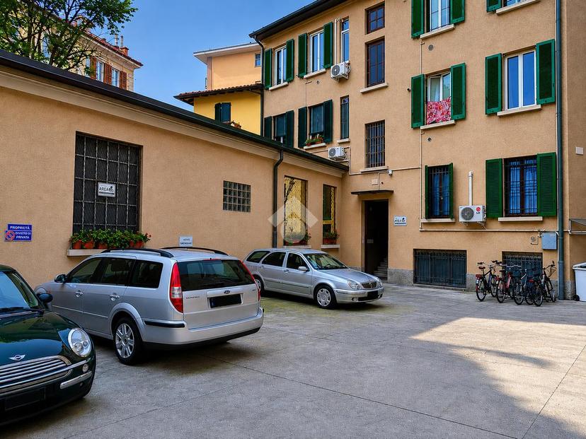 Bilocale in Via Matteo Maria Boiardo 18, Milano