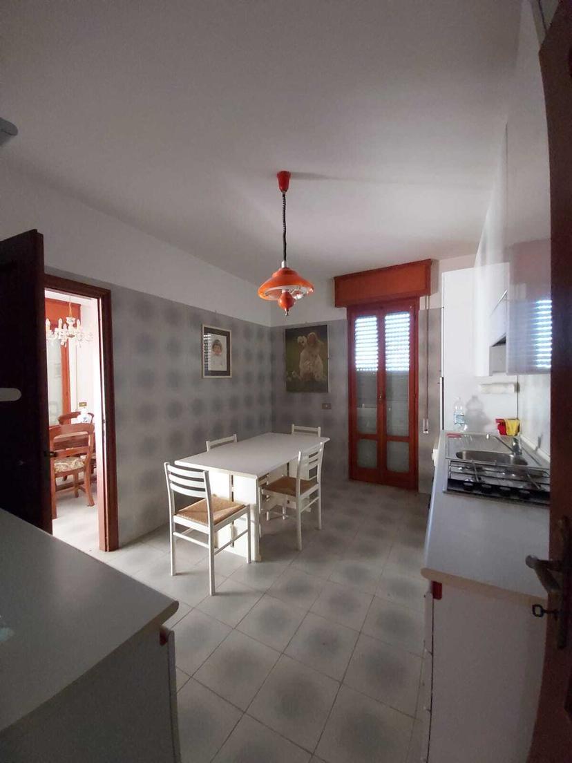 Quadrilocale in Viale Anna Maria Adorni, Fivizzano — foto 2 di 5