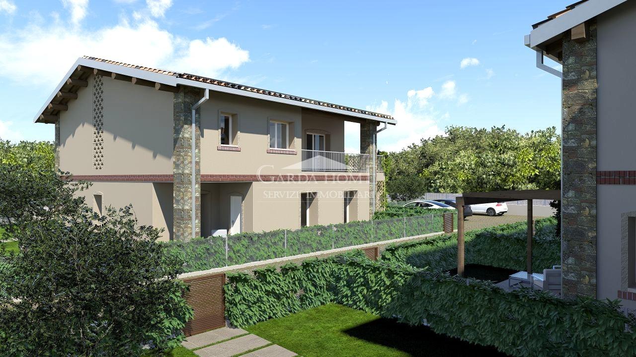 Bilocale in Via Ettore Andreis, Desenzano del Garda