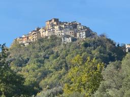 Casa indipendente, San Buono