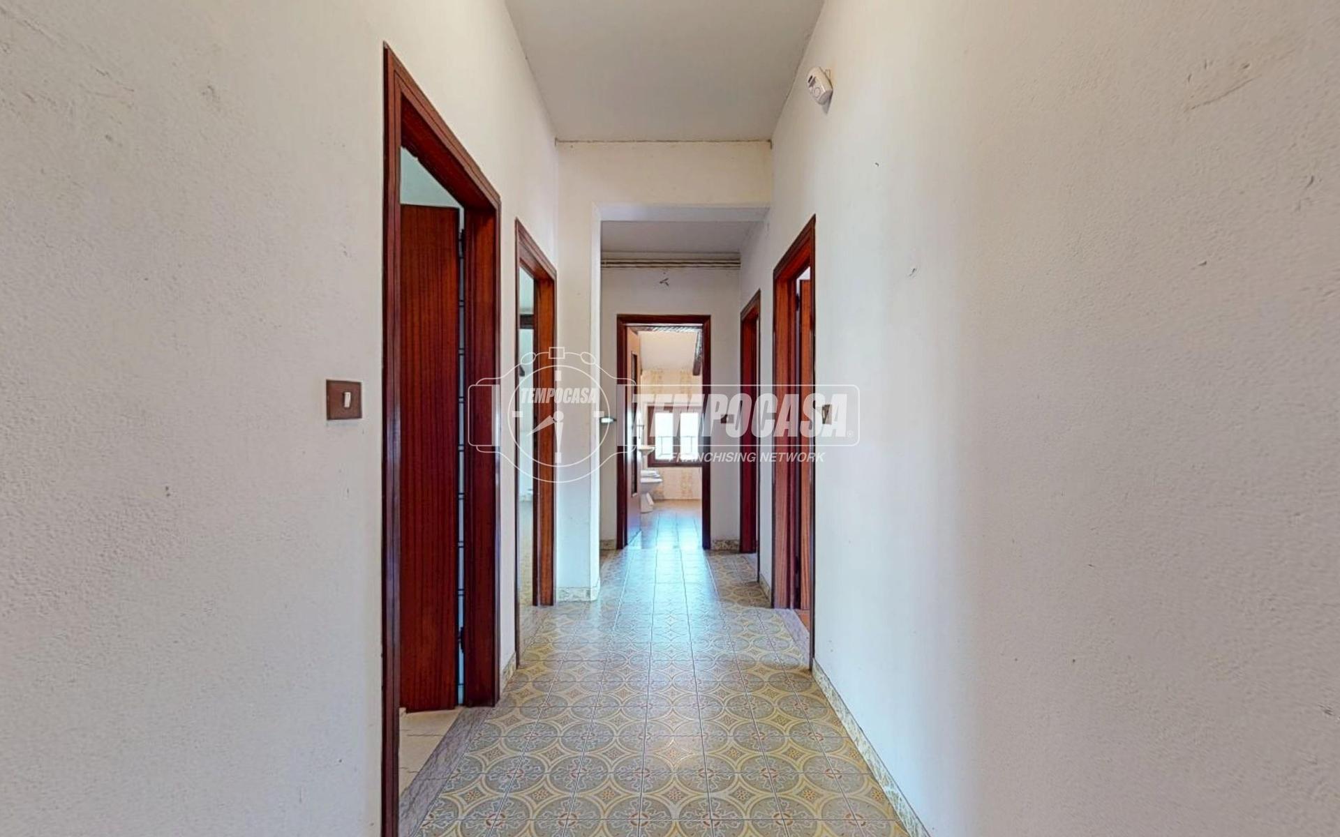 Trilocale in Via Massimo d'Azeglio 763, Guiglia