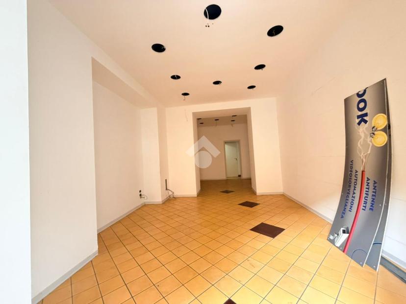 Bilocale in Via Guglielmo Marconi 25, Castellammare di Stabia — foto 3 di 5