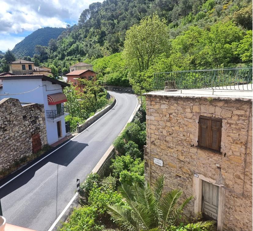 Trilocale in Via Cavour 12, Olivetta San Michele — foto 5 di 5