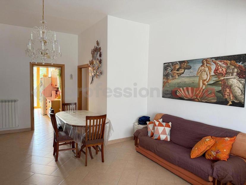 Casa indipendente in Via Cappuccini, Monopoli — foto 3 di 5