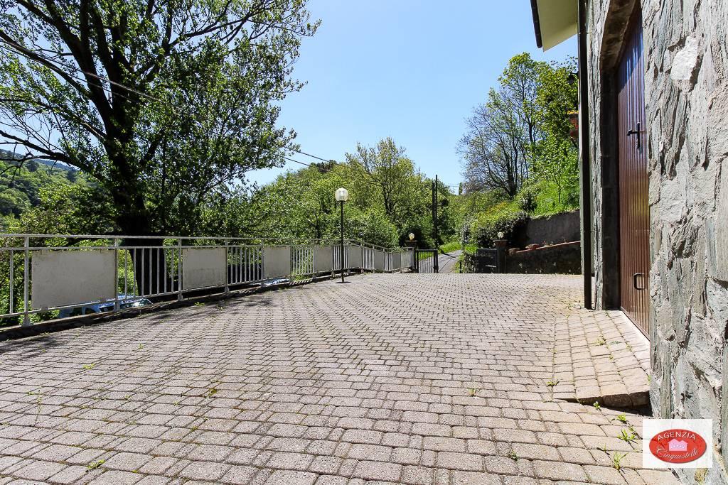 Villa in Via G.B.Parodi 26, Stella