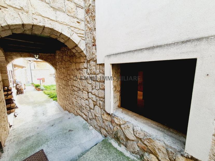 Villa a schiera, Ascoli Piceno