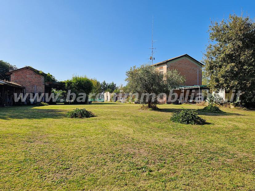 Villa in Via Amedeo Zanini, 11, Anzola dell'Emilia — foto 2 di 5