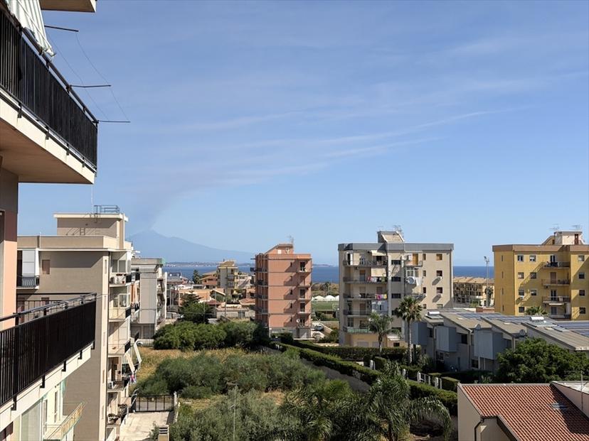 Quadrilocale in Viale dei Comuni, Siracusa