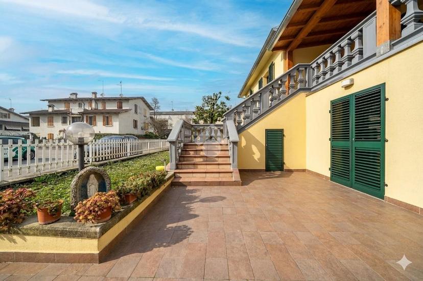 Villa in Via del Donatore di Sangue 15, Torrile — foto 5 di 5