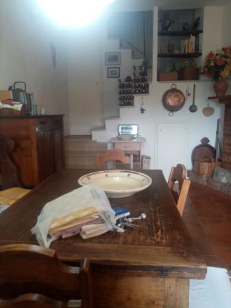 Terratetto plurifamiliare in Vicolo Venezia 30, Pitigliano — foto 2 di 5