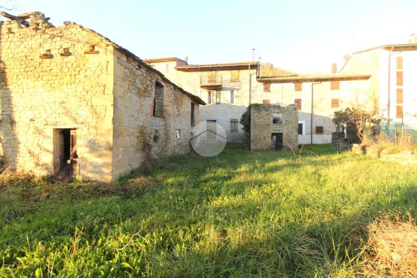 Rustico in Str. Quinzo, Neviano degli Arduini — foto 2 di 5