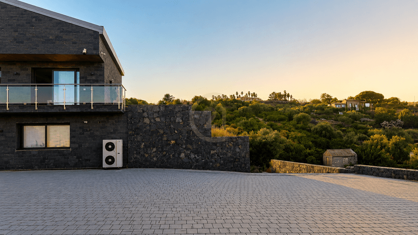 Villa in Via Ignazio Biscari 43, Aci Castello