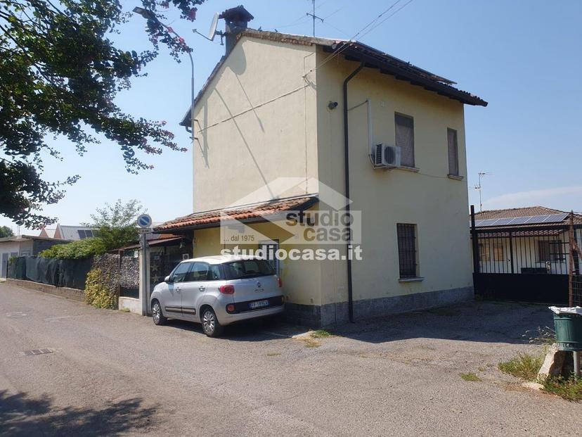 Villa in Via Leopardi, Ceranova — foto 3 di 5