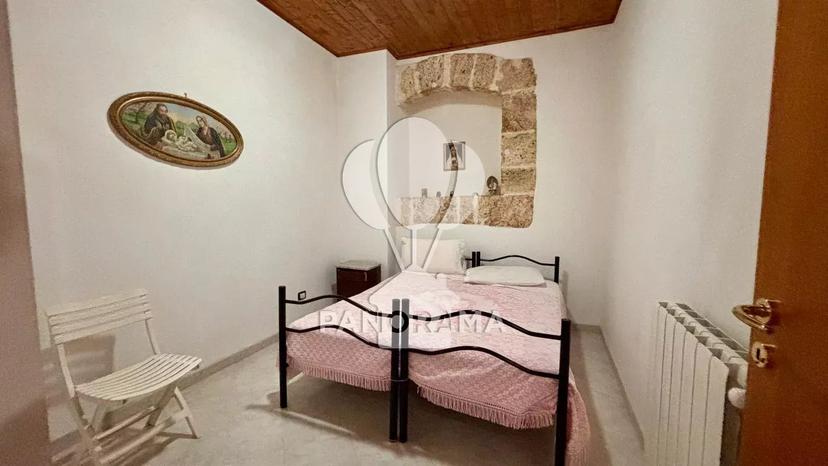 Casa indipendente in Via Ruisi, Alcamo