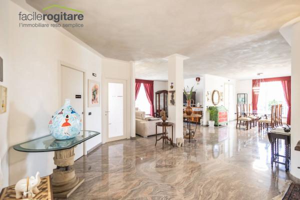 Villa in Via Paganini, Cattolica — foto 3 di 5