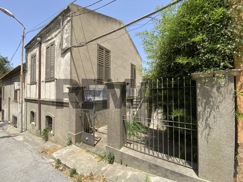 Villa in Via Mannella 15, Spadafora — foto 3 di 5