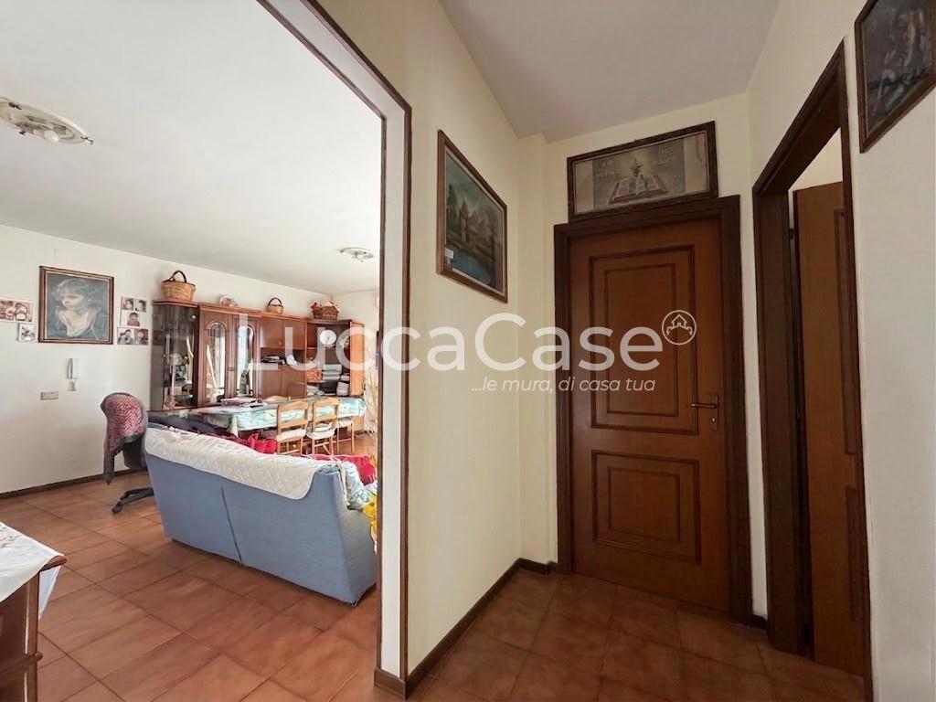 Appartamento in a Cavanis 28, Porcari