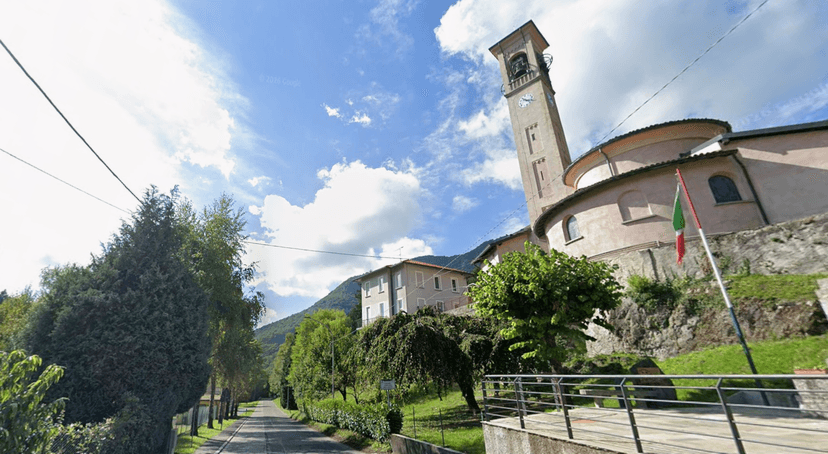 Bilocale in Piazza della Chiesa, Magreglio — foto 4 di 5