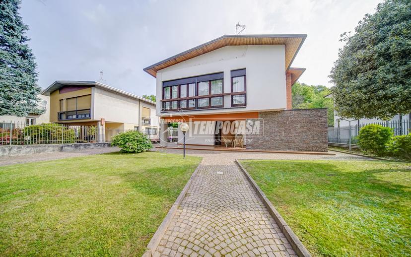 Villa in Via Gramsci, Gallarate — foto 5 di 5