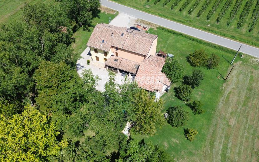 Trilocale, Novi di Modena — foto 5 di 5