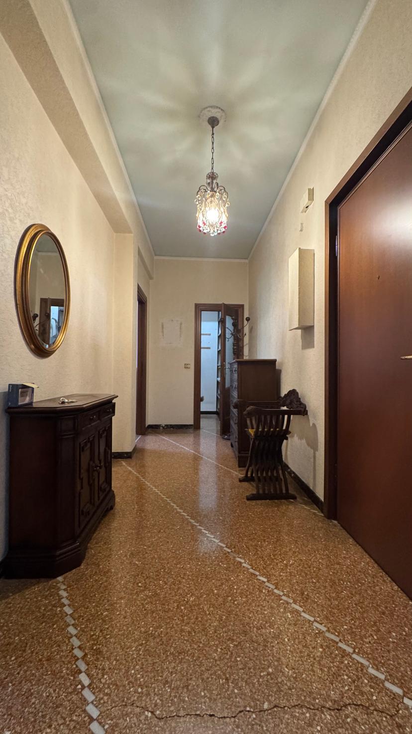Trilocale in Via Privata Istria, Savona