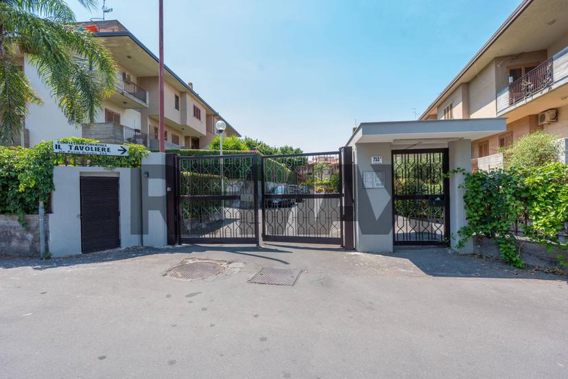 Villa in Via Passo Gravina 253, Catania