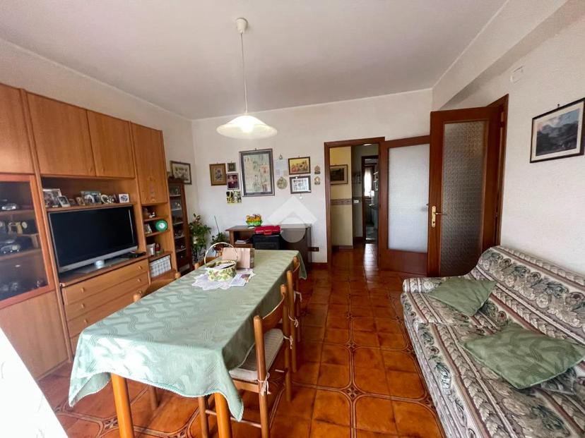 Quadrilocale in Via Venezia 12, Piedimonte San Germano — foto 2 di 5