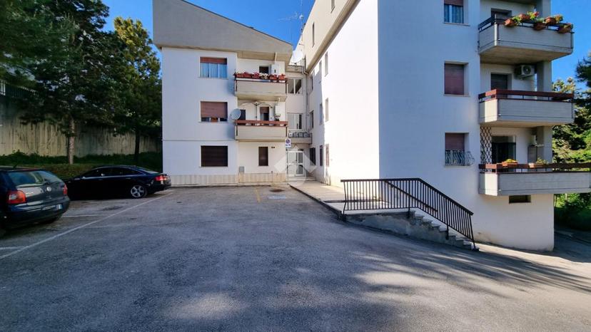 Quadrilocale in Via Ottantacinquesima Strada 13, Monteprandone — foto 3 di 5