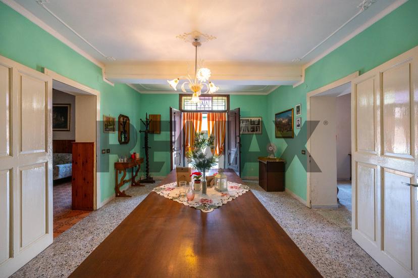 Villa a schiera in Via Padre Kolbe 21/8, Commessaggio — foto 2 di 5