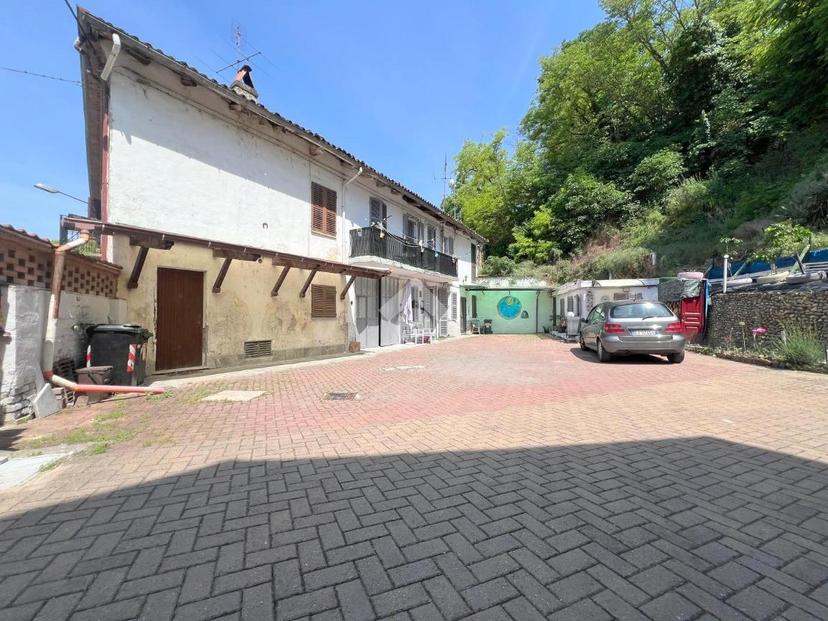 Casa indipendente in Frazione Quarto Superiore, Asti — foto 3 di 5